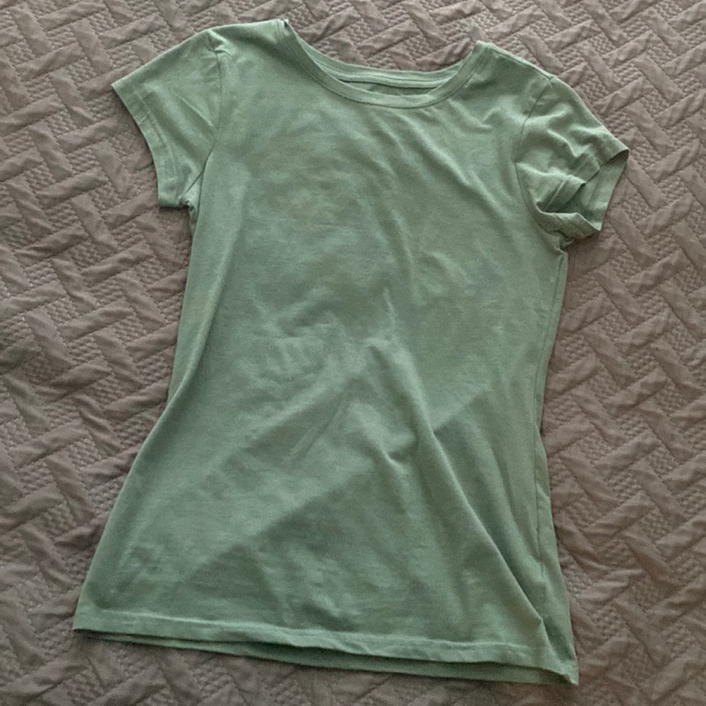 Stretchy Tee
